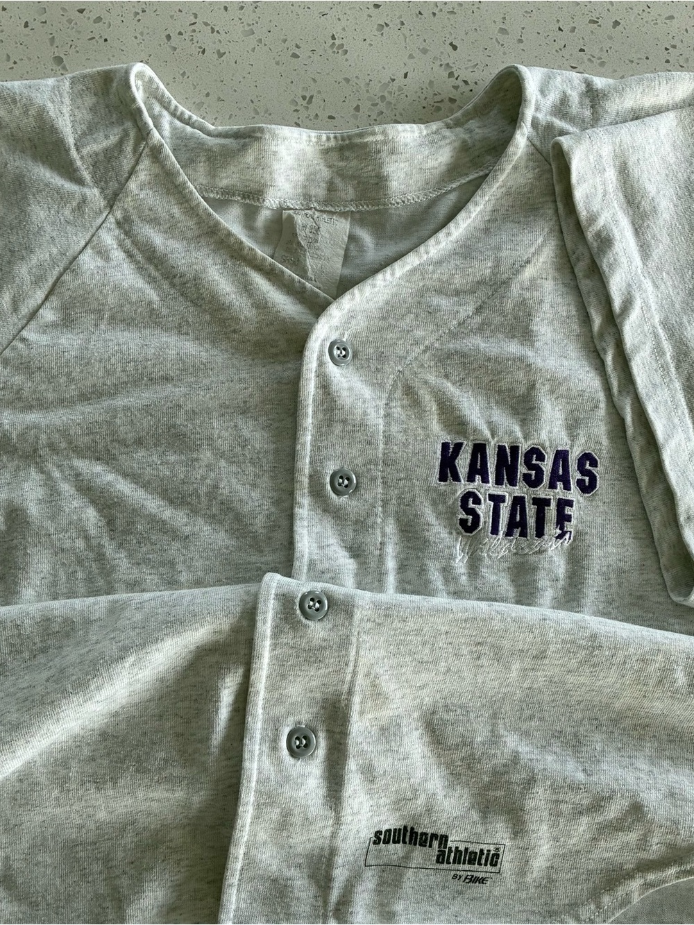 000 - VINTAGE 90s KANSAS STATE UNIVERSITY KSU WILDCATS COLLEGE BASEBALL JERSEY